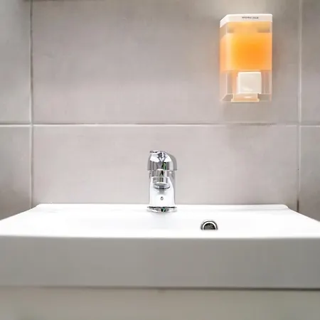 Maria's δίπλα στο νοσοκομείο παίδων και στο λαϊκό Apartment Athens